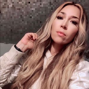 Meet your Posher, Blanca